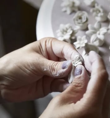 Atelier de modelage pour s'initier à la céramique avec la Manufacture de Sèvres