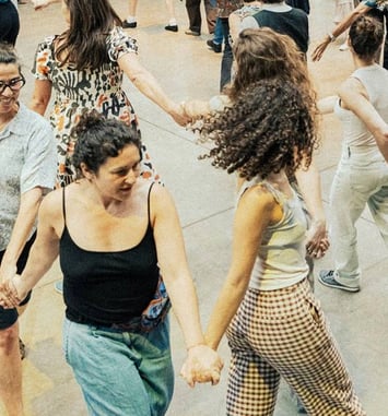 Le Bal des Martine / La Bâronne de Paname