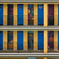 Visite libre des cabines artistiques du bassin intérieur Molitor