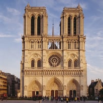 Les tours de Notre-Dame, 1 an déjà !