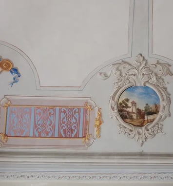 Découverte des techniques de la chaux dans le bâti et la décoration.