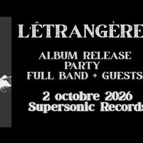 L'Êtrangère en concert (côté Records)