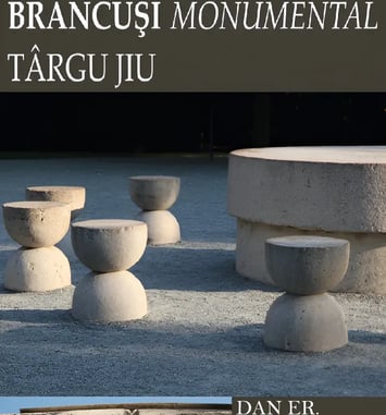 Brâncuși monumental Târgu Jiu, exposition en plein air