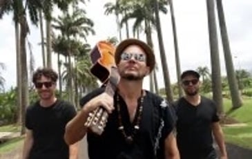 Hommage à Ras Natty Baby + Morik