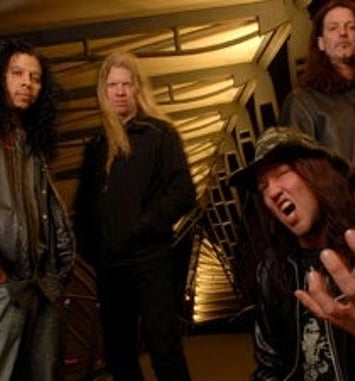 Nevermore, Rivers of Nihil et Urne