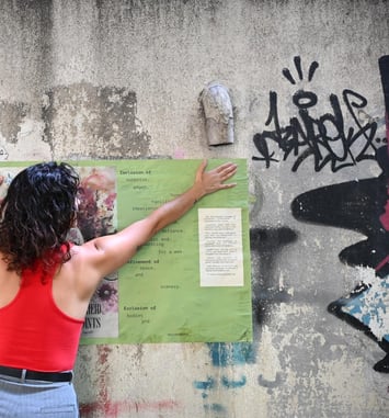 Chorégraphie d'État, Tania El Khoury