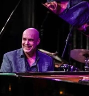 Larry Fuller « Celebrating Ray Brown »