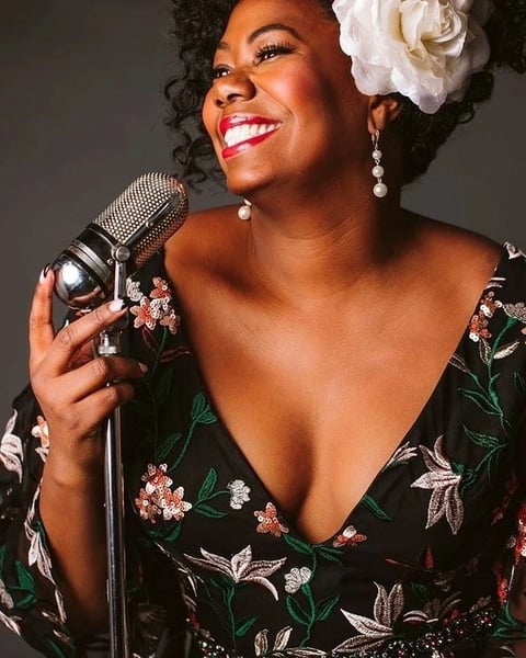 Eboni Fondren Sing Swing