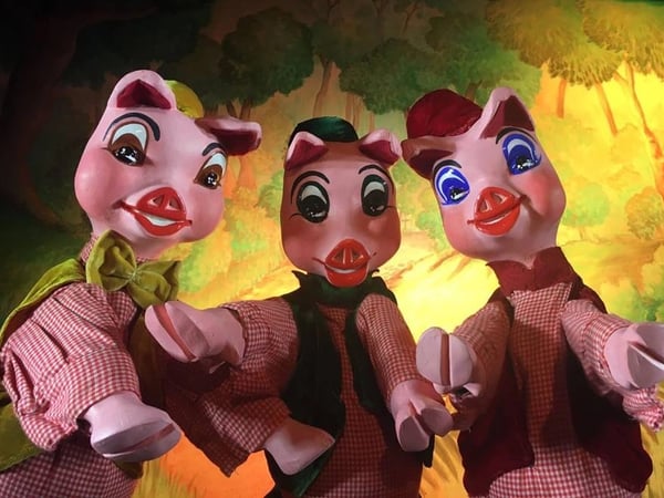 Les Trois Petits Cochons