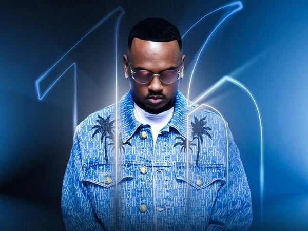 Colonel Reyel : Au rapport