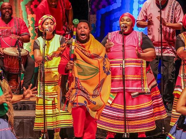 Soweto Gospel Choir, Pou Zot!